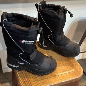 Baffin Black Insulated Snow Boots